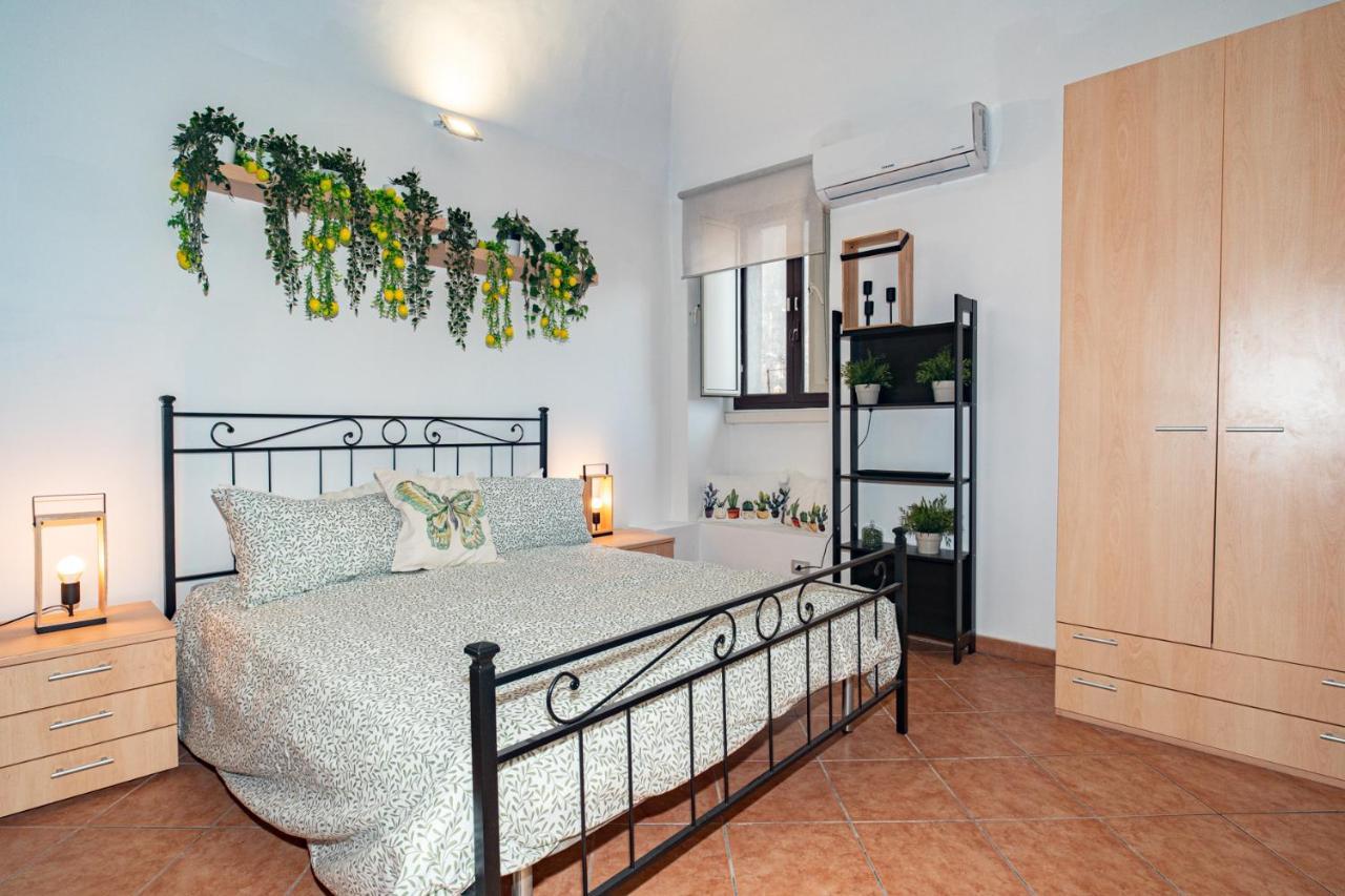 Castle Living Apartment Catania Exterior photo